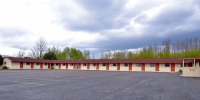 Super 8 by Wyndham Pulaski