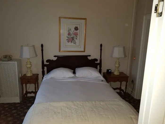 The Middlebury Inn 5