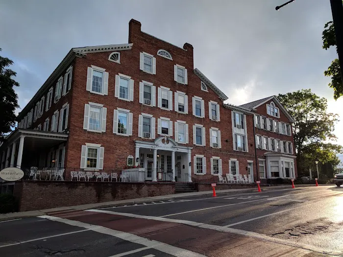 The Middlebury Inn 5