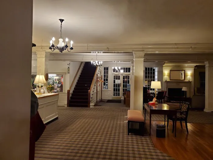 The Middlebury Inn 5