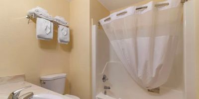 Rodeway Inn Lake George Outlets