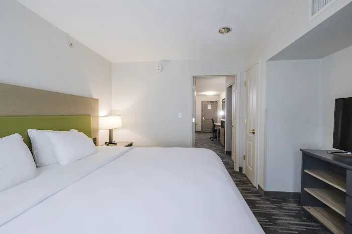 Country Inn & Suites by Radisson, Lake George (Queensbury), NY 3
