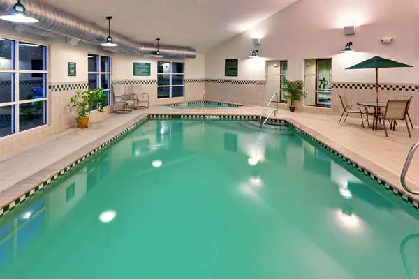 Country Inn & Suites by Radisson, Lake George (Queensbury), NY 3