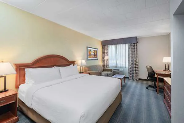 Wyndham Garden York 4