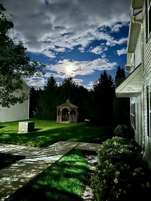 Country Manor Court 4