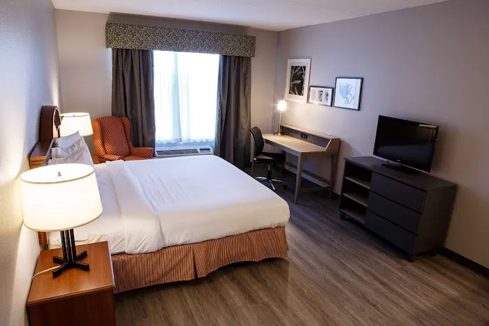 Country Inn & Suites by Radisson, Harrisburg West Mechanicsburg 4