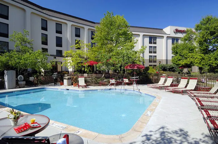 Hampton Inn by Hilton Harrisburg West 4