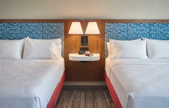 Hampton Inn by Hilton Harrisburg West 4