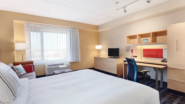 TownePlace Suites Harrisburg West/Mechanicsburg 4