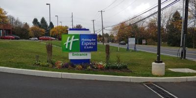 Holiday Inn Express & Suites Harrisburg S - Mechanicsburg