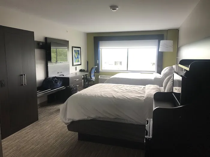 Holiday Inn Express & Suites Harrisburg S - Mechanicsburg 4