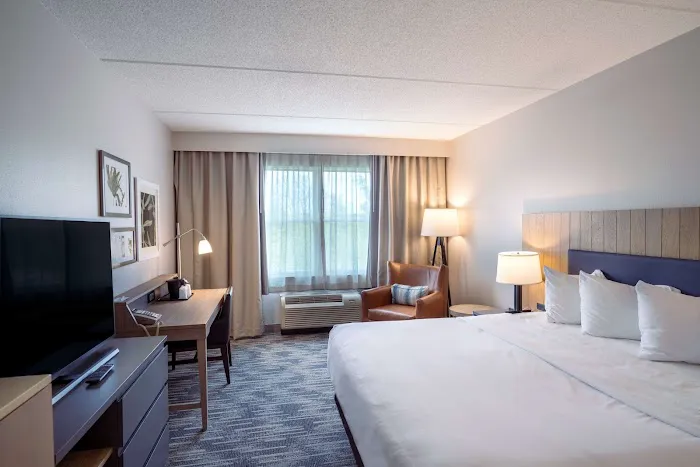 Country Inn & Suites by Radisson, State College (Penn State Area), PA 4