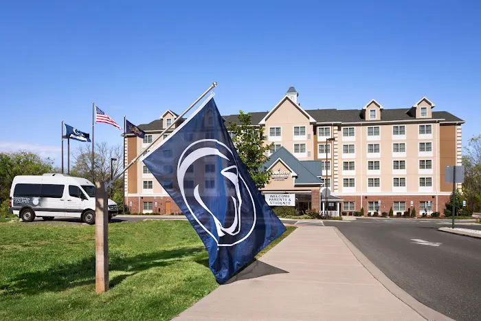 Country Inn & Suites by Radisson, State College (Penn State Area), PA 4