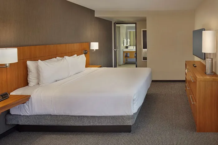 Hyatt Place State College 4