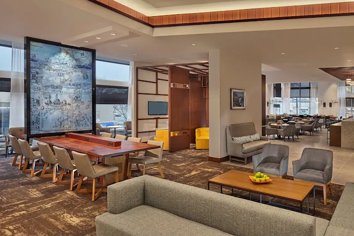 Hyatt Place State College 4