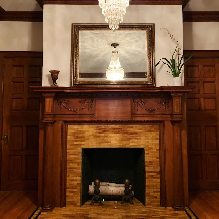 Valentine Mansion 5