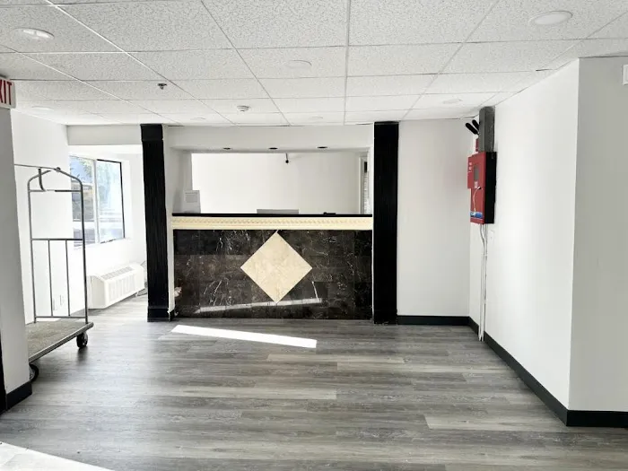 Baldwin Inn & Suites 4