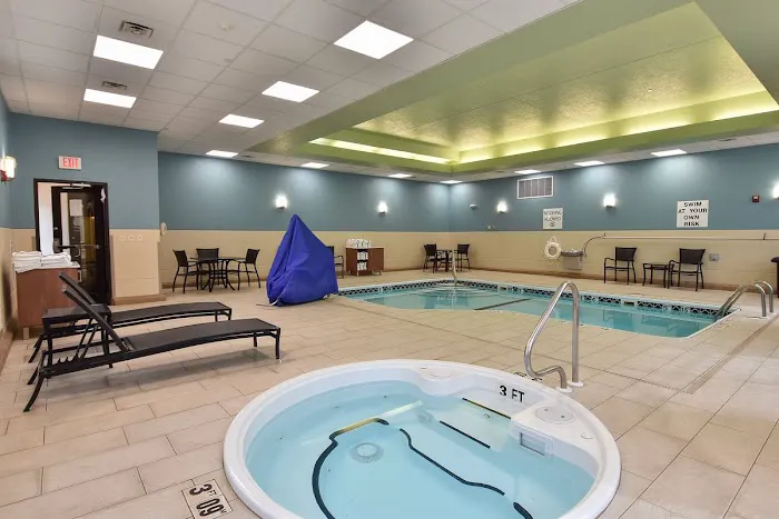 Holiday Inn Express Springfield Downtown by IHG 5