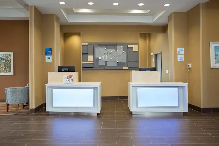 Holiday Inn Express Springfield Downtown by IHG 5