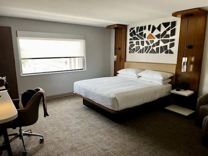 Marriott Springfield Downtown 5