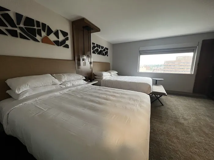Marriott Springfield Downtown 5