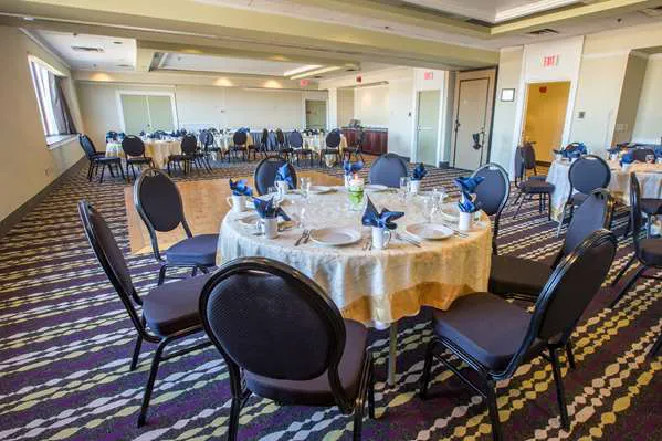La Quinta Inn & Suites by Wyndham Springfield MA 5