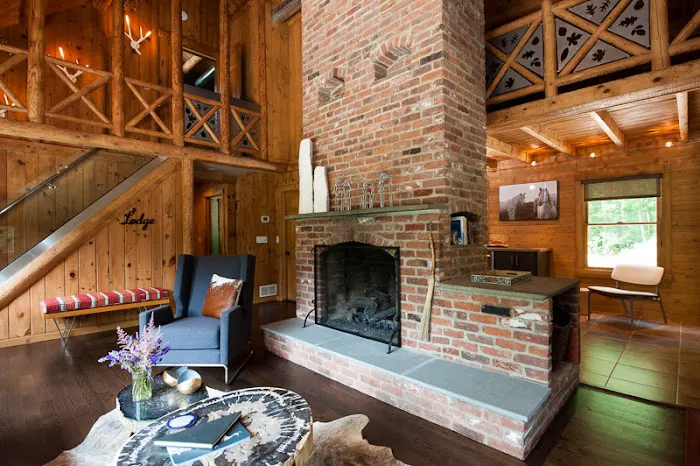 Chatfield Hollow Inn 4