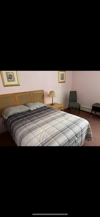 GRAND LAKE HOTEL 4