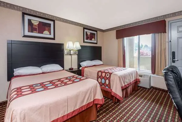 Super 8 by Wyndham Old Saybrook 4