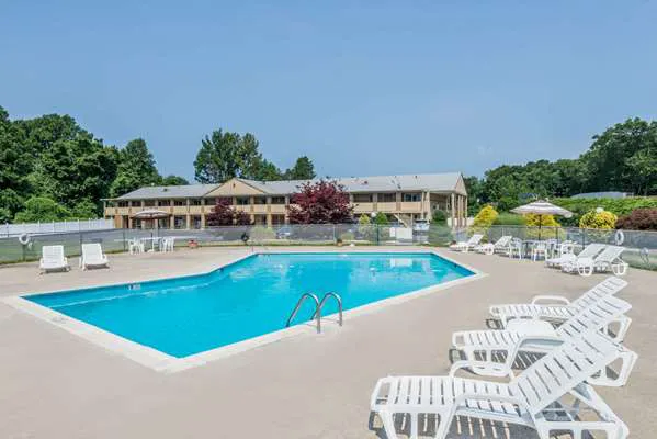 Super 8 by Wyndham Old Saybrook 4