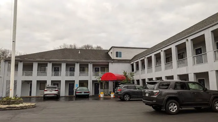 Pier Blue Inn 5