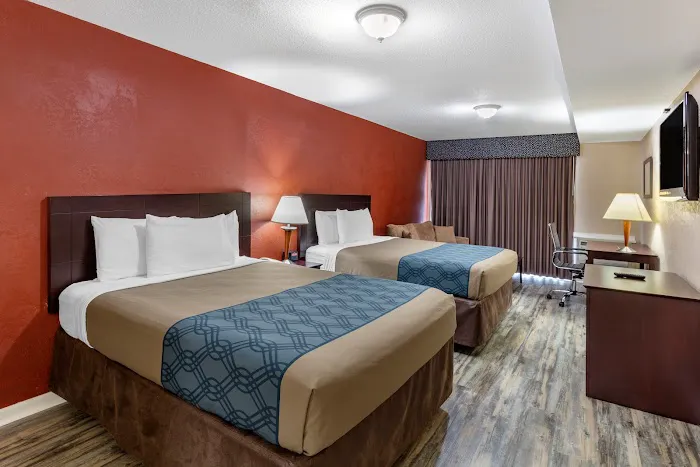 Econo Lodge Inn & Suites Old Saybrook - Westbrook 5