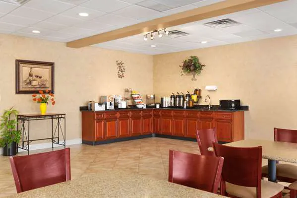 Baymont by Wyndham Latham Albany Airport 4