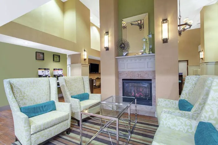Hampton Inn & Suites Albany-Airport 4