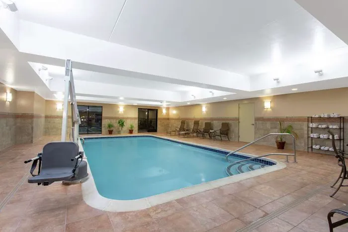 Hampton Inn & Suites Albany-Airport 4