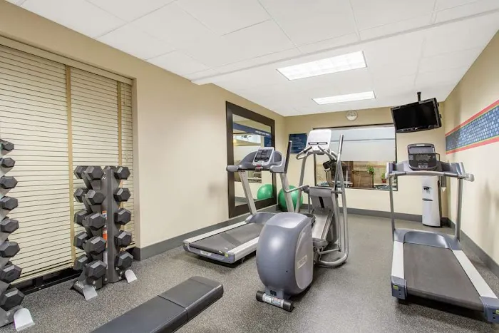 Hampton Inn & Suites Albany-Airport 4