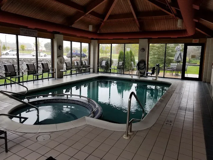 Fairfield Inn and Suites Rochester East 4
