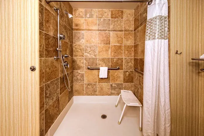 Hampton Inn Rochester-Irondequoit 5