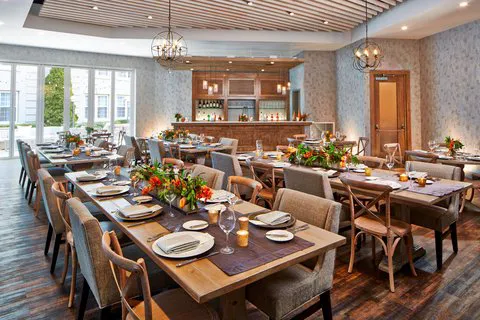 The Del Monte Lodge Renaissance Rochester Hotel & Spa 4