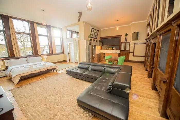 School 31 Lofts at Colors Studios 5