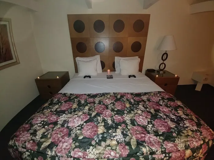 Finger Lakes Hotel 4