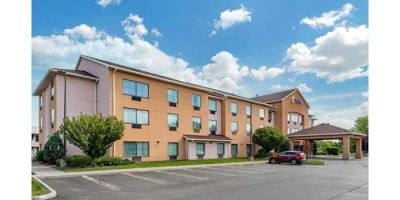 Comfort Inn & Suites Farmington - Victor