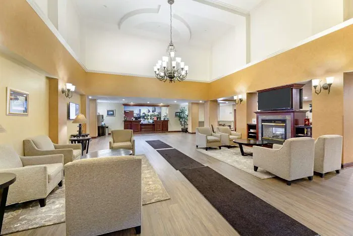 Best Western Plus Victor Inn & Suites 4