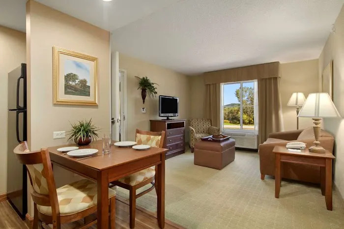 Homewood Suites by Hilton Rochester - Victor 4