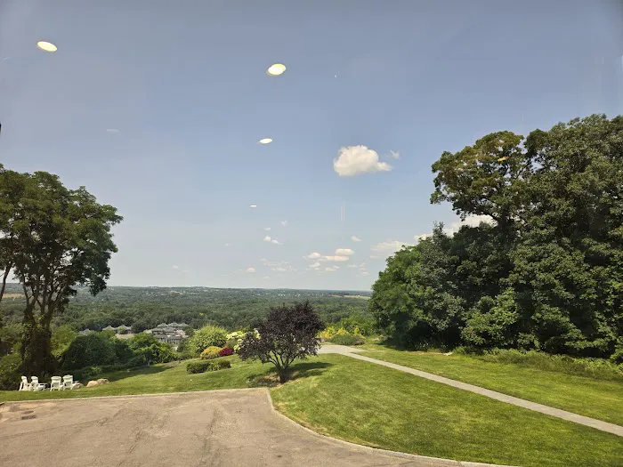 Horizons at Woodcliff 4