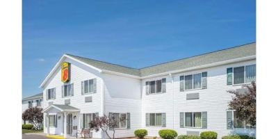 Super 8 by Wyndham Canandaigua