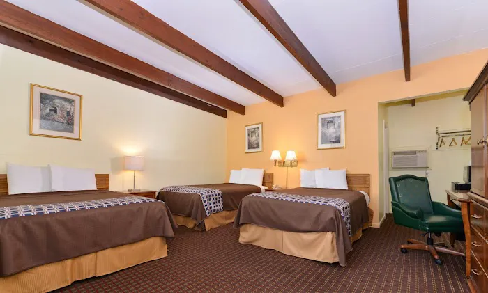 Americas Best Value Inn Geneva 4
