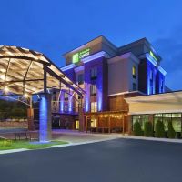 Holiday Inn Express & Suites Geneva Finger Lakes by IHG ico