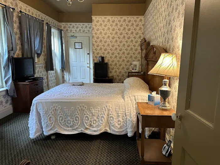 White Springs Manor 4