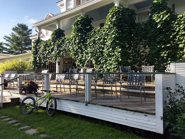 Basin Harbor Main Lodge 4